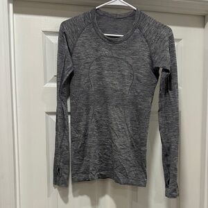 Lululemon Swiftly Tech long sleeve - light Heather gray